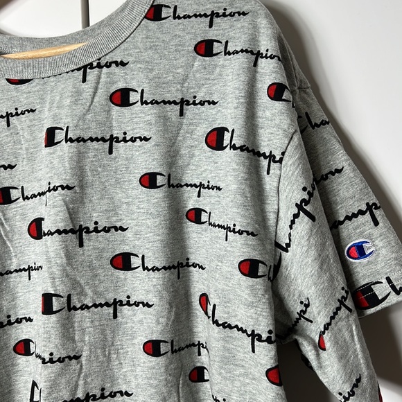 Champion cropped tee size XL - Picture 2 of 4